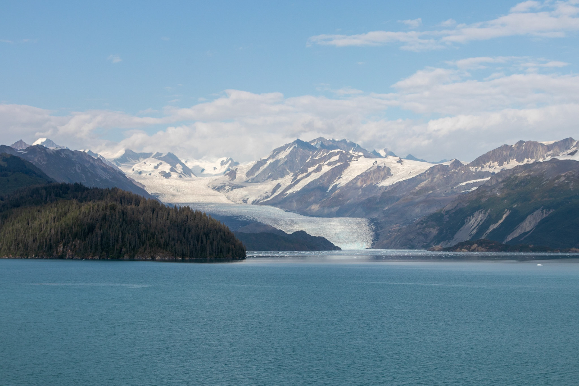 A view of the Yale Glacier which is nearly 20 miles long. The Yale Glacier differs very decidedly from Harvard Glacier as can be seen in the following photos.