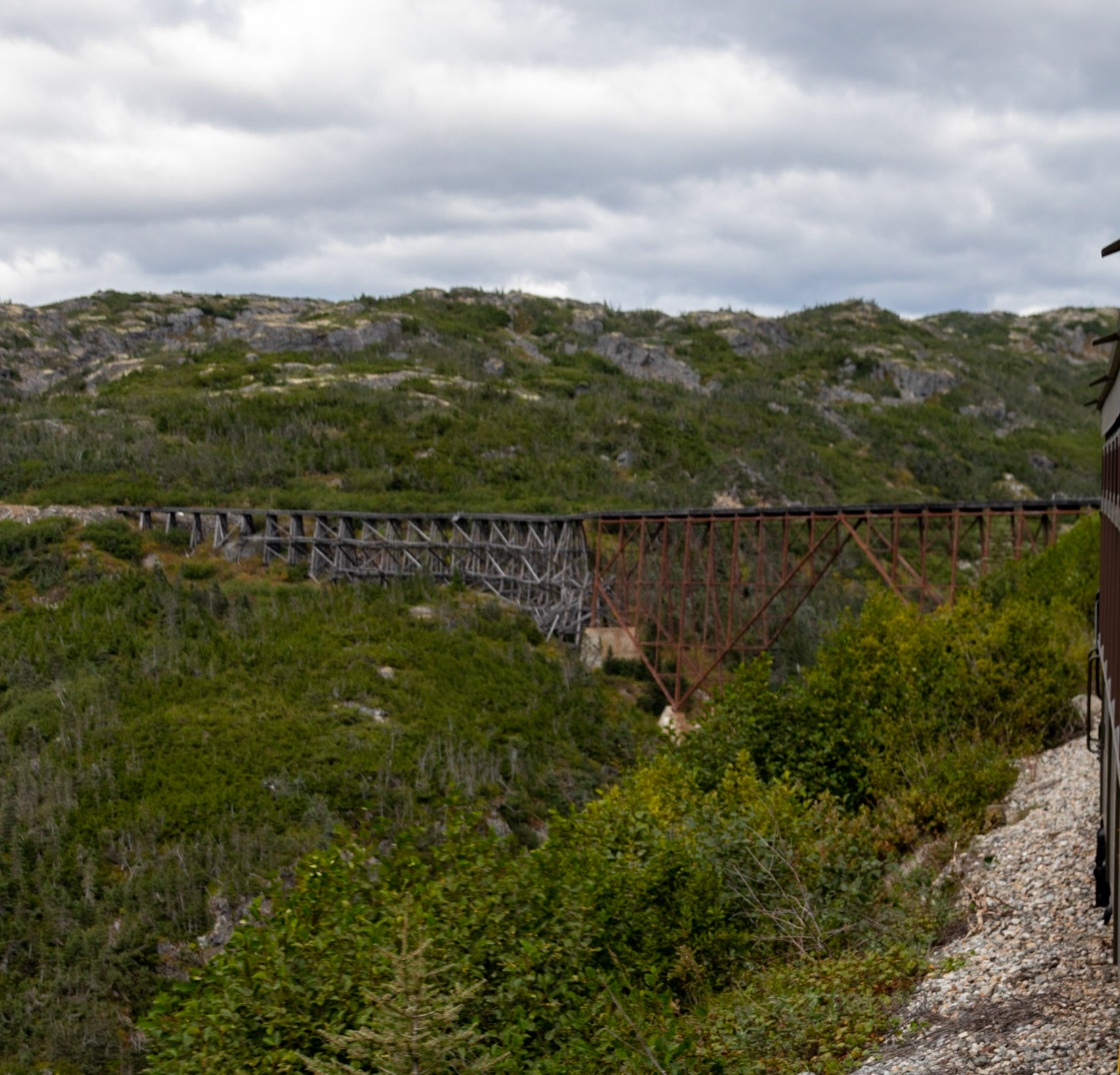 The original bridge that crossed the gorge. This rail bridge is no longer in use, and has been replaced by a newer shorter bridge and tunnel.
