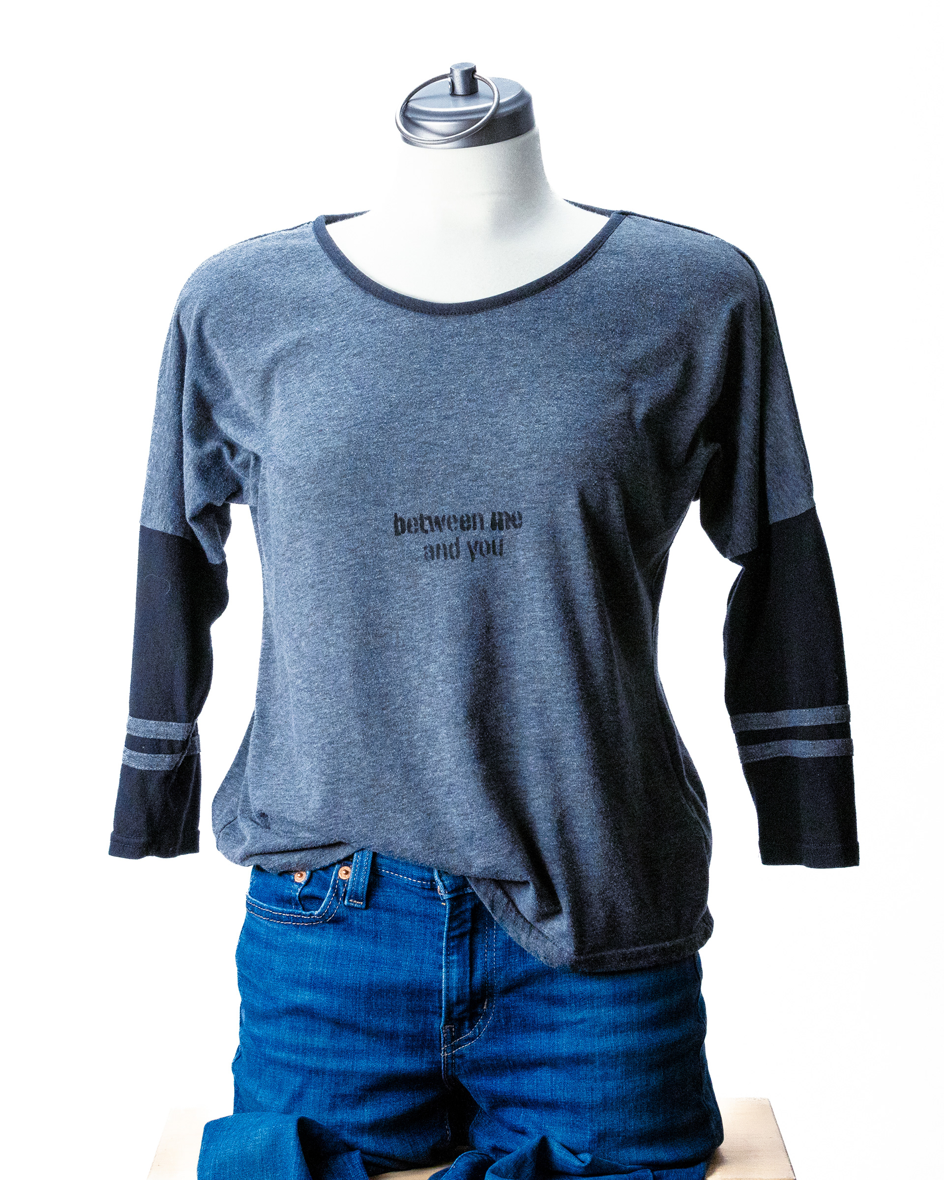 striped 3/4 sleeve small heather grey HMD14S $25.00