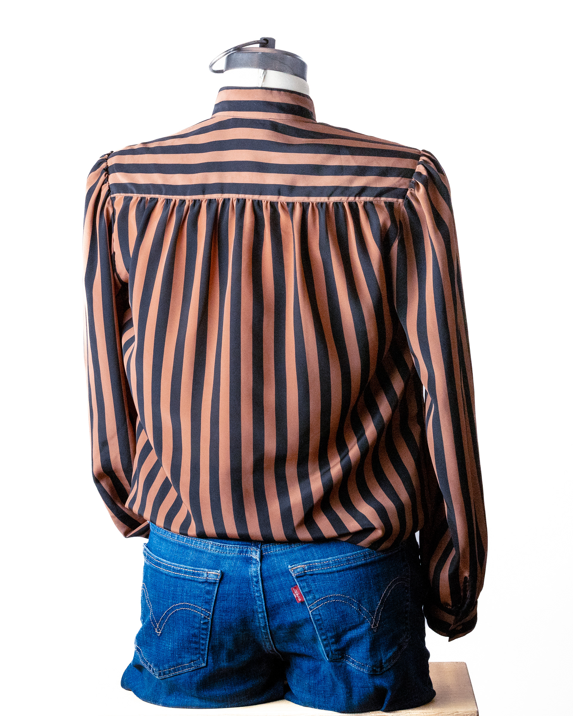 vertical stripe small black/tan stripe SVtop2S $40.00