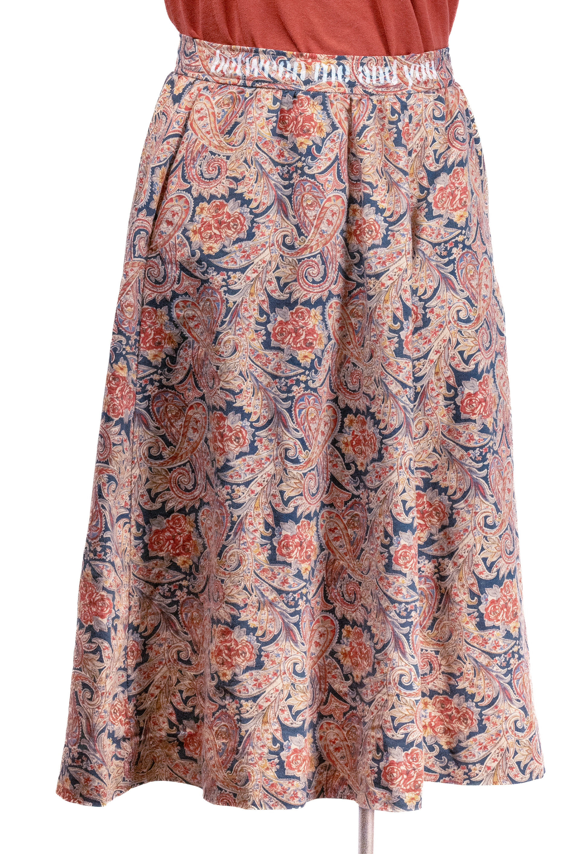 paisley skirt with pockets waist 31 dark blue/reds/gold SVskirt6SM $40.00