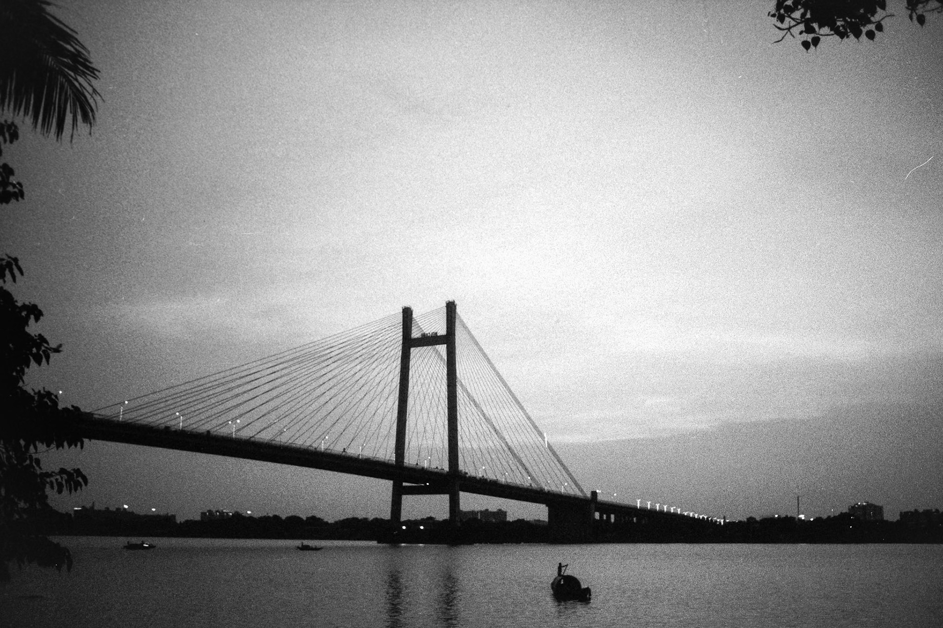 Nikon Nikon FA | Nikon Nikon 50mm f/1.4 AI | Foma 400 400 @ 1000, +2 devDigitized with Canon 700D - Nikkor 60 AF-DLab developed in D-76 Stock