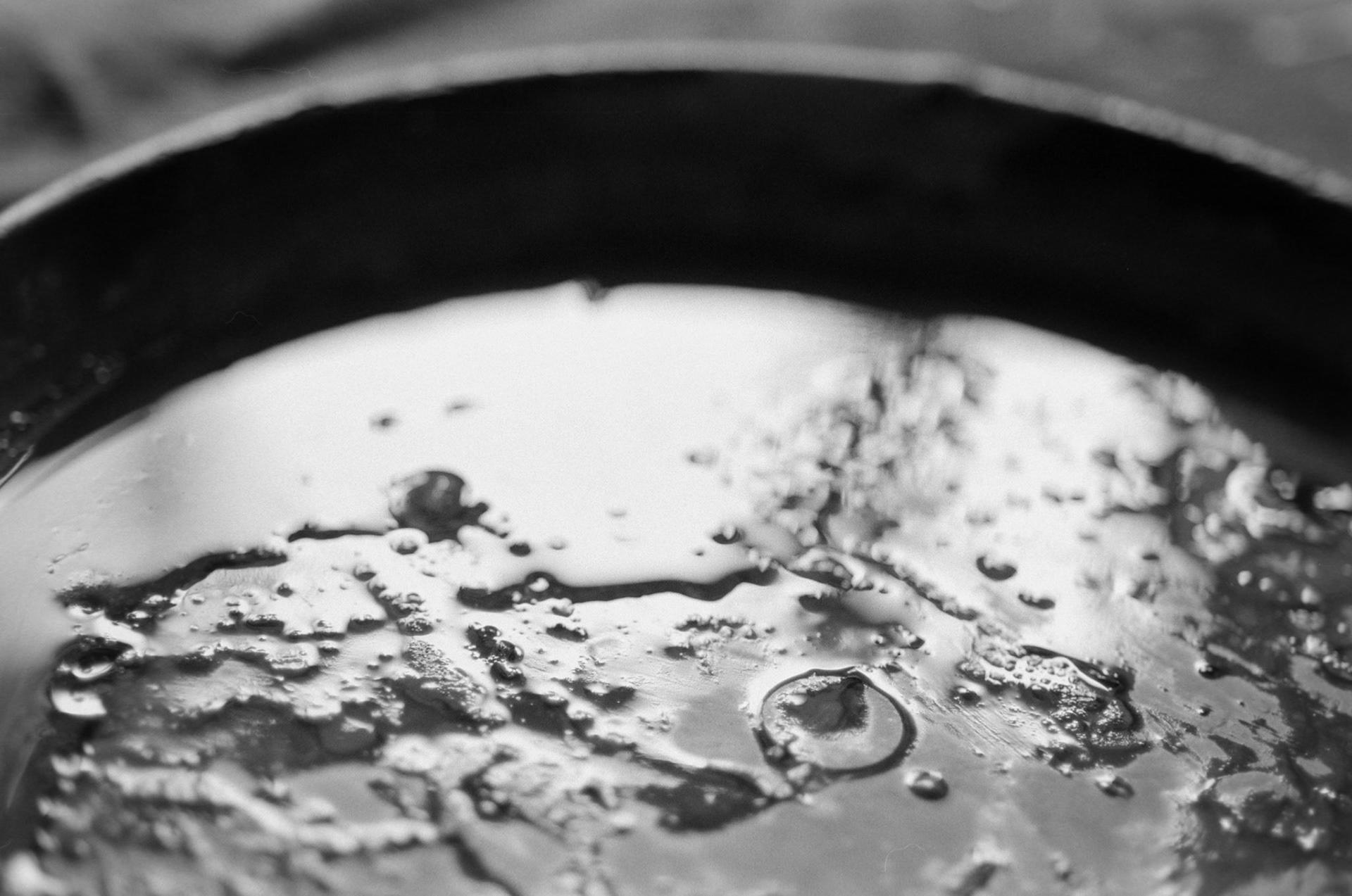 Nikkor 60mm f/2.8D Lens | Nikon FM | HP5+ 400 @ 320