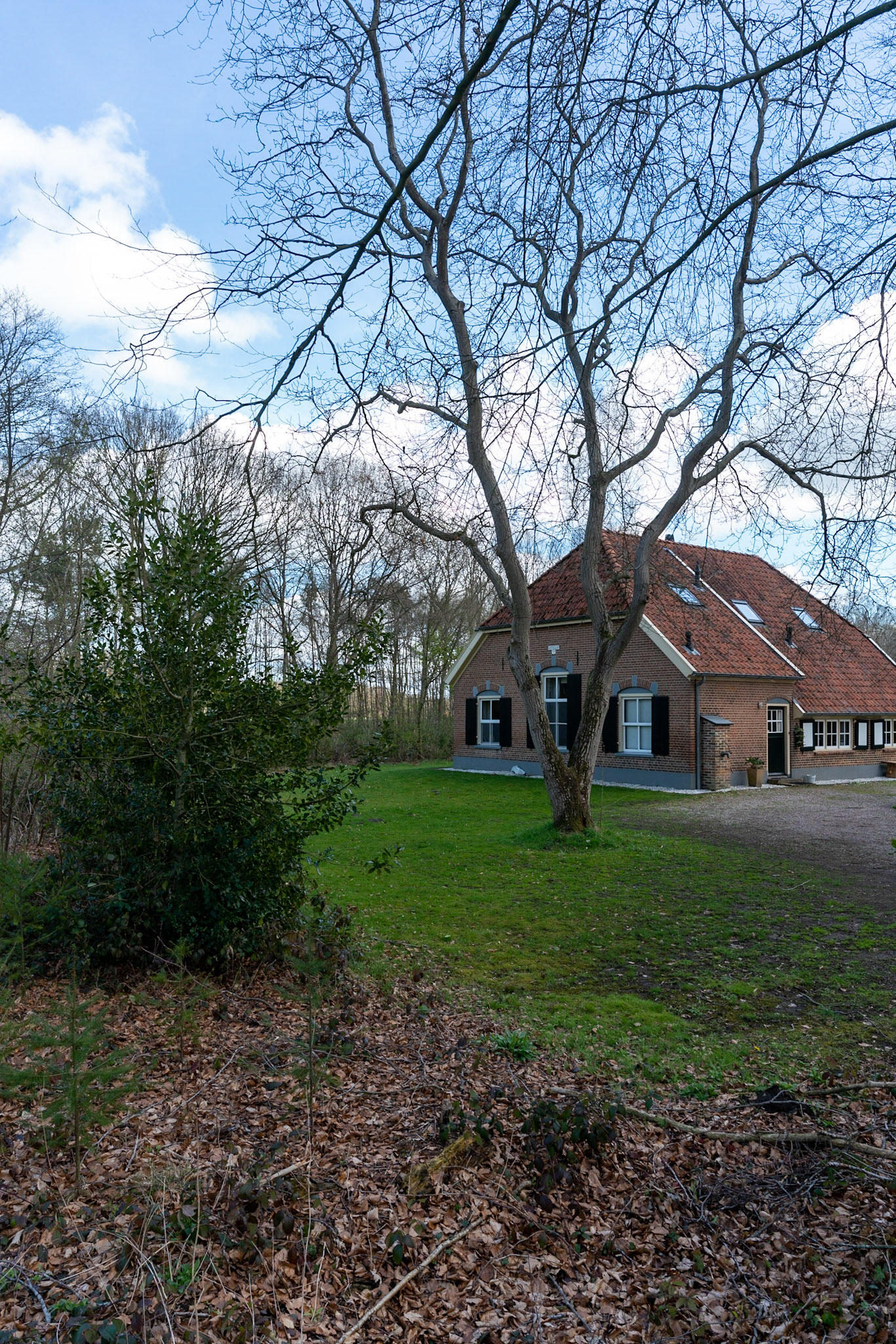 Small lease hold on Zelle estate in The Netherlands.