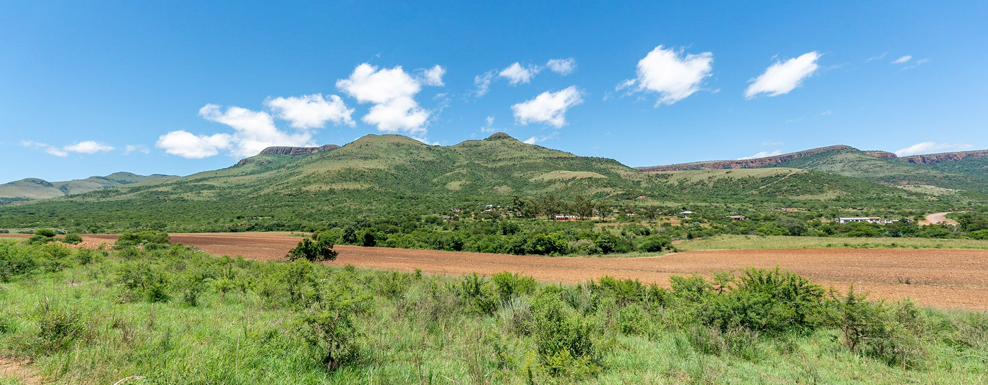 Village along Ohringstadrivier in South Africa