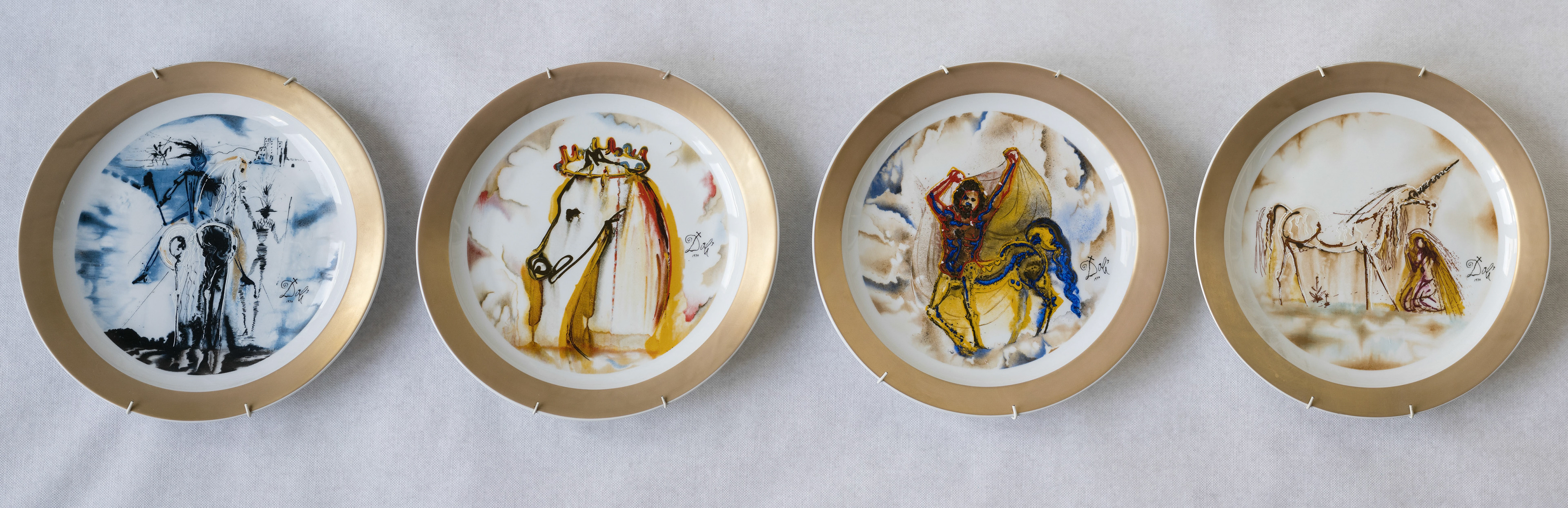 76 Salvador Dali - Los Caballos Dalinianos, 4 Teller, 880 CHF