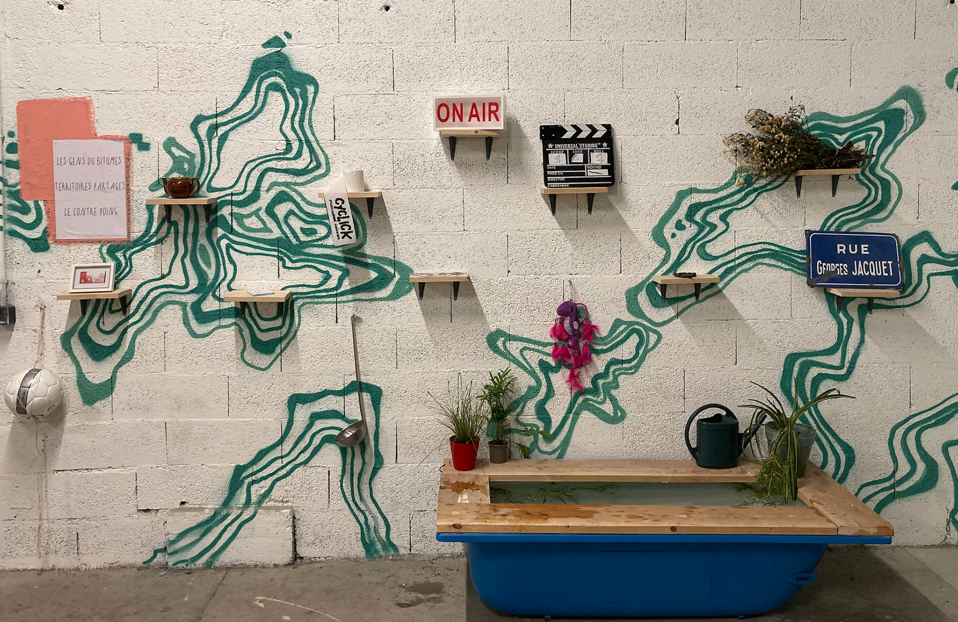 Travail en équipe pour l'aménagement de La Capsule