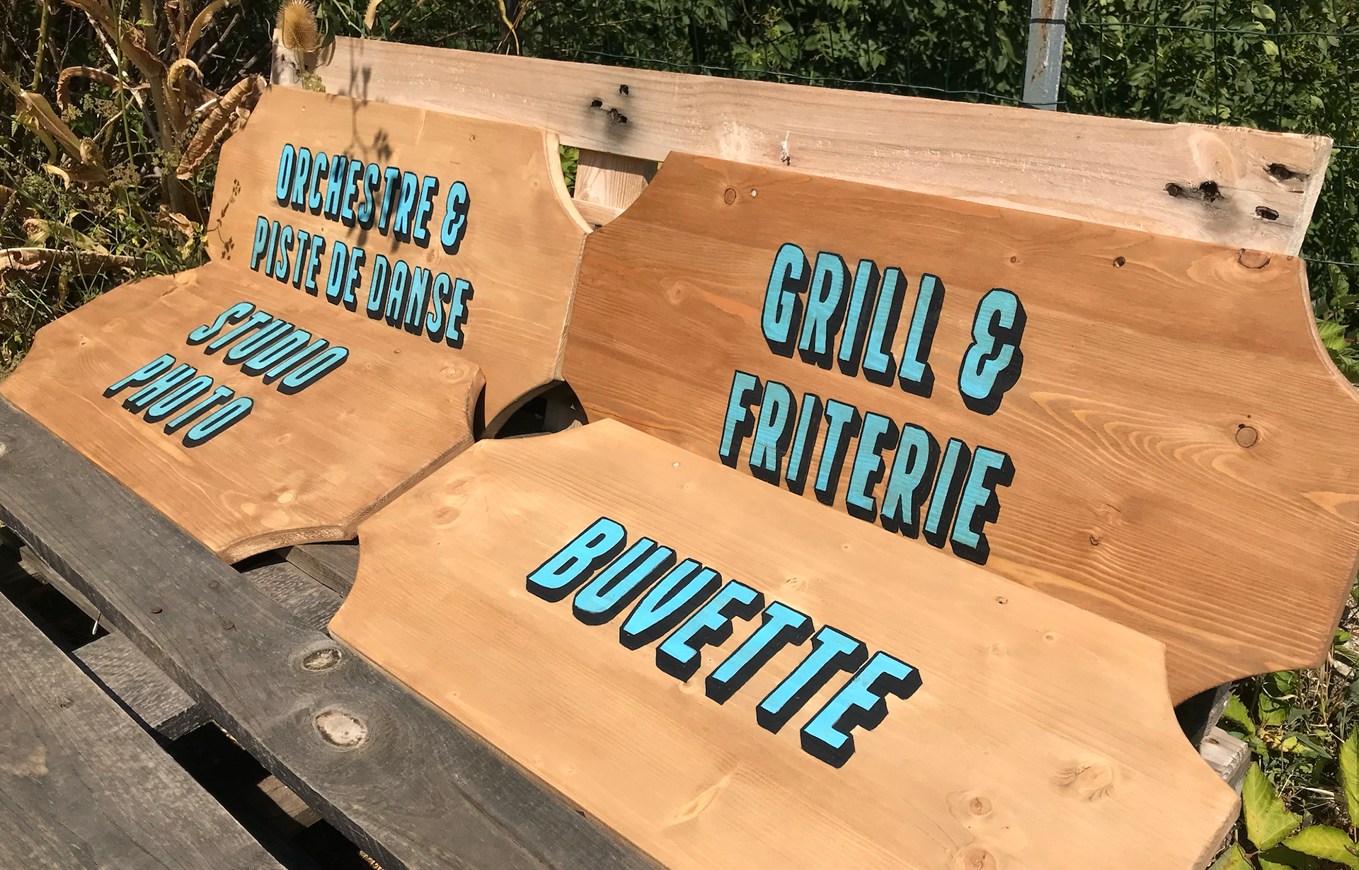 Enseignes peintes à la main