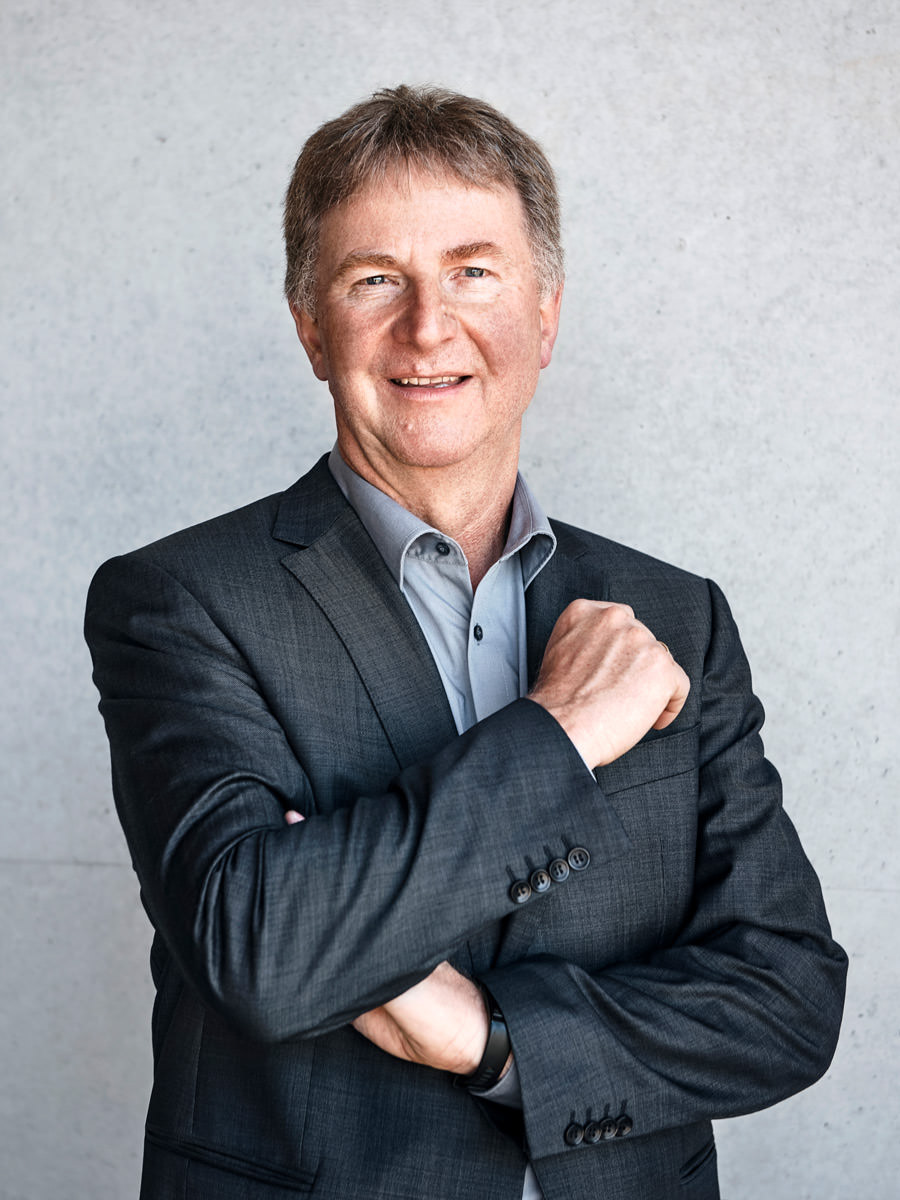 Businessporträt - Industrie - Richard Baab - Koordinator Kundennormen Management Hirschvogel Automotive Group