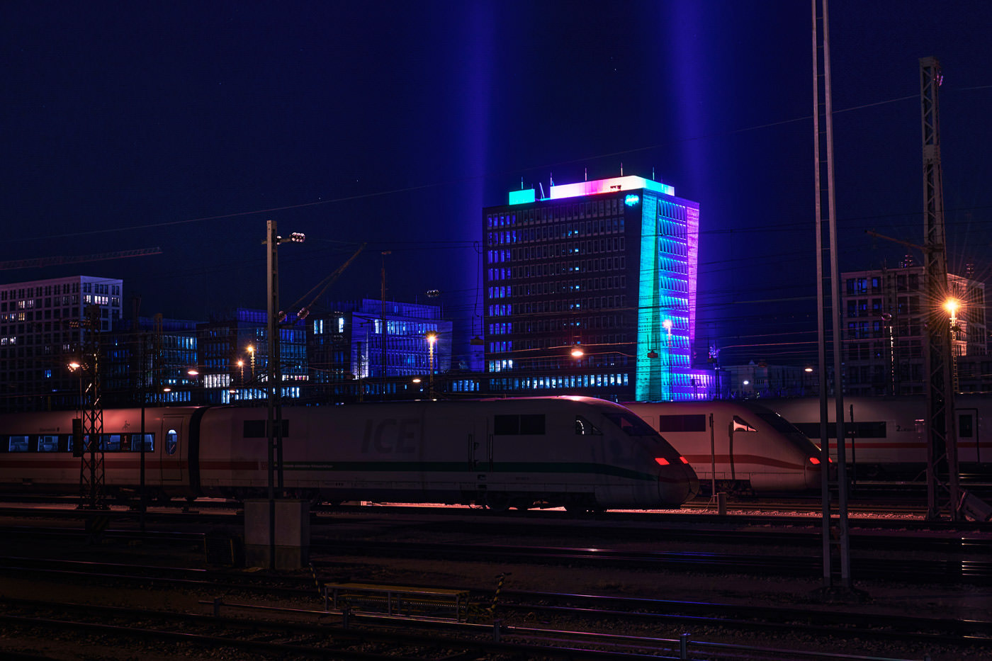 Salesforce - Gebäudefotos - Beleuchtung CSD2020 München