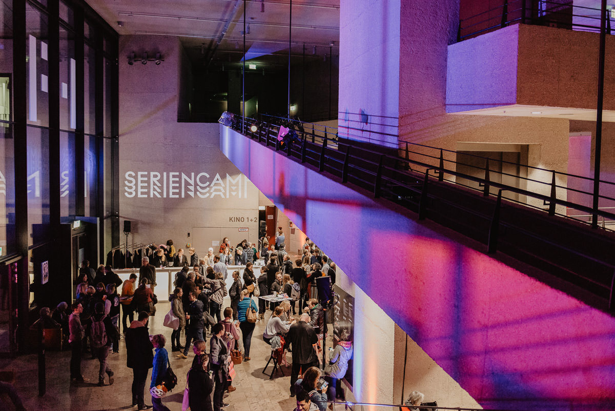 SerienCamp 2018 - Reportage - Serienevent - München - Puls, BR, RTL SerienMagazin