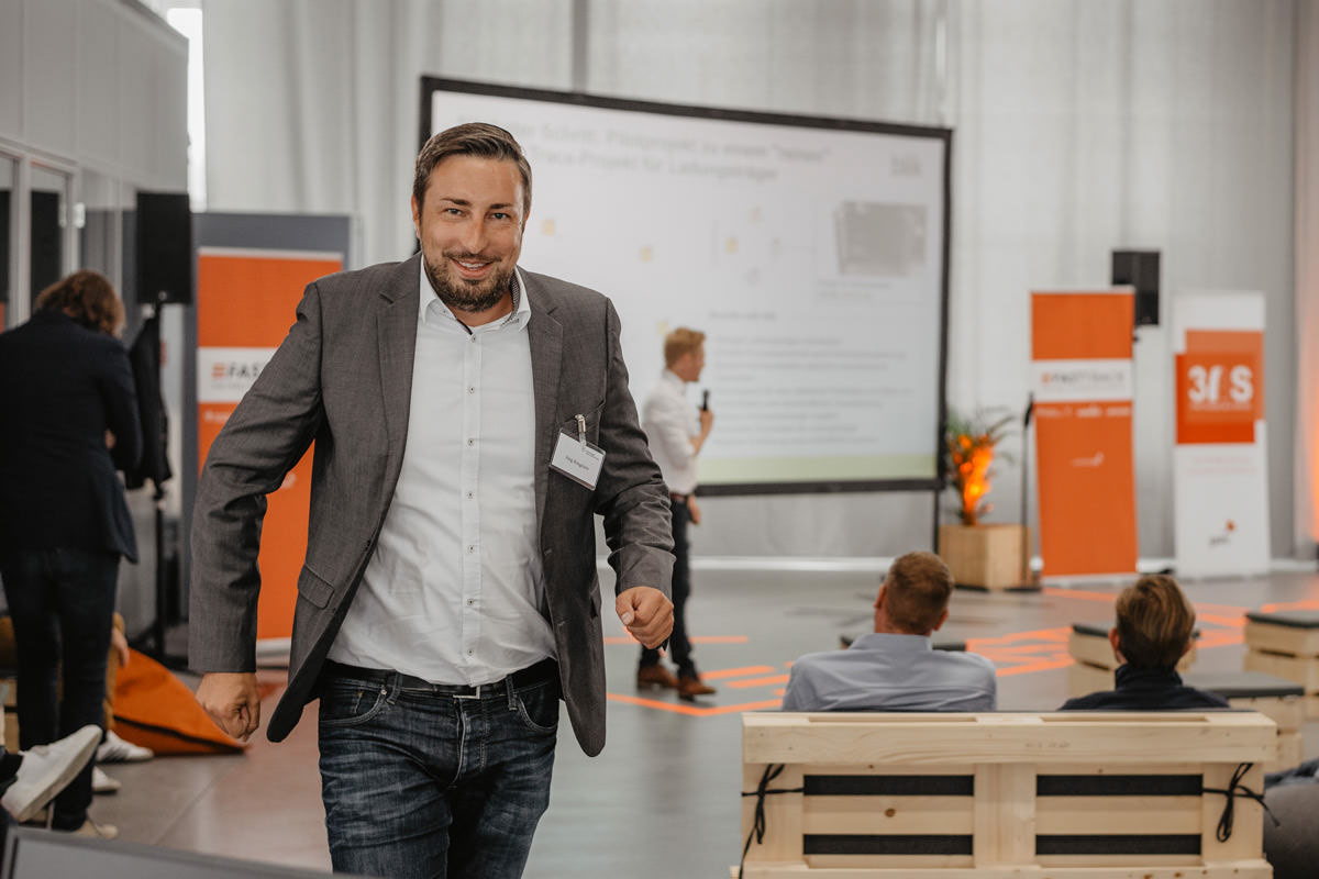 Eventfotos Batchday 2018 - StartUp Accelerator Fasttrack - Mit den Firmen Hirschvogel Automotive Group, Ceravis, Hörbiger, Max Aicher und pwc.