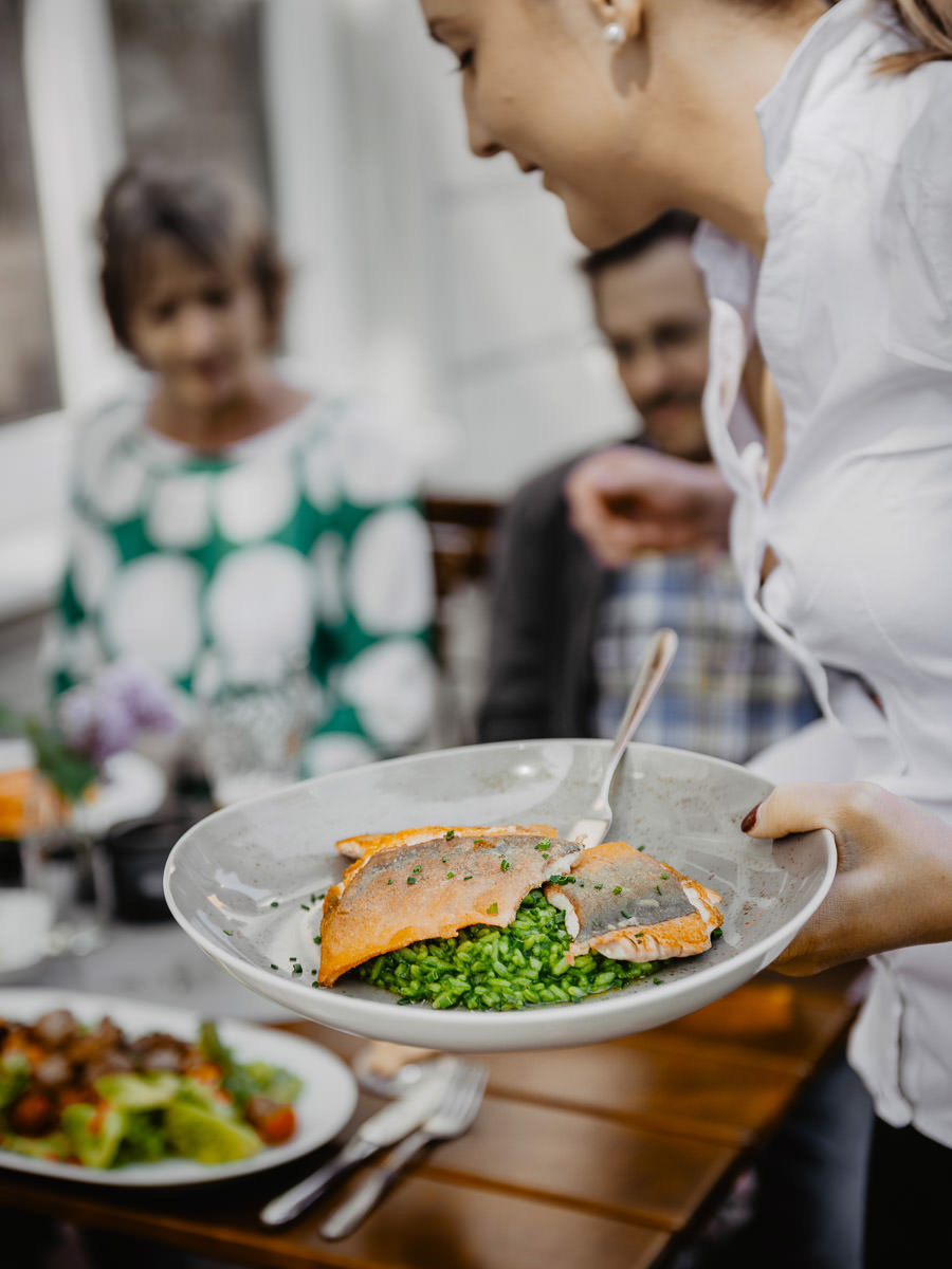 Restaurant Süßbräu - Landsberg - Lifestylefotograf - Corporate - Commercial - Reportage - Werbefotos - Websitefotos - Interieur - Porträt