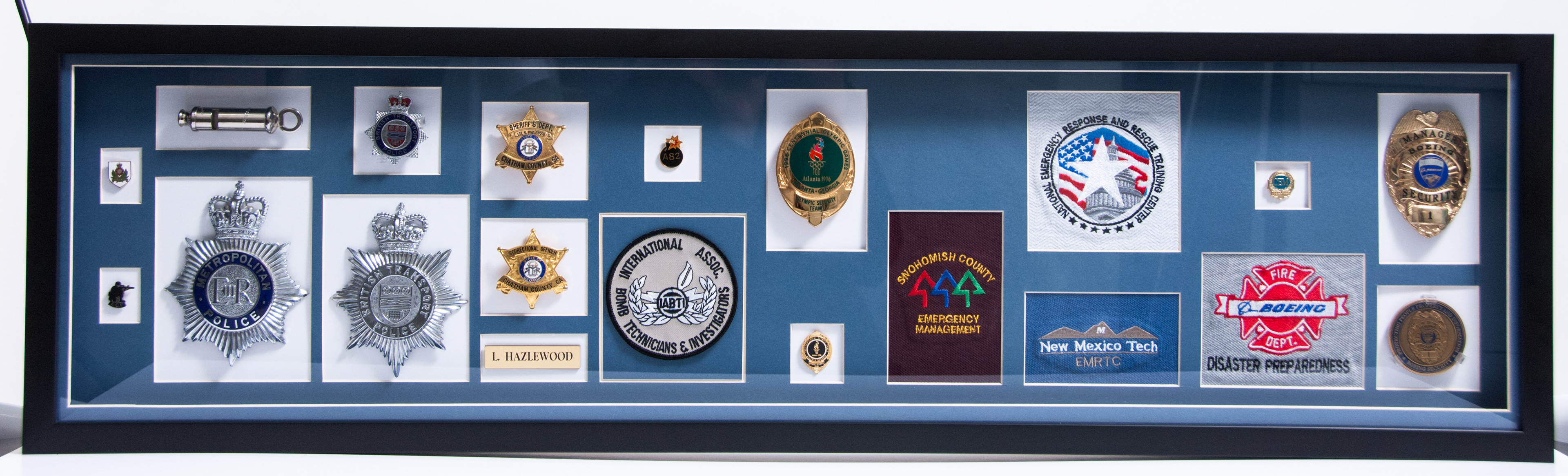 Dedicated police collection badges and pins