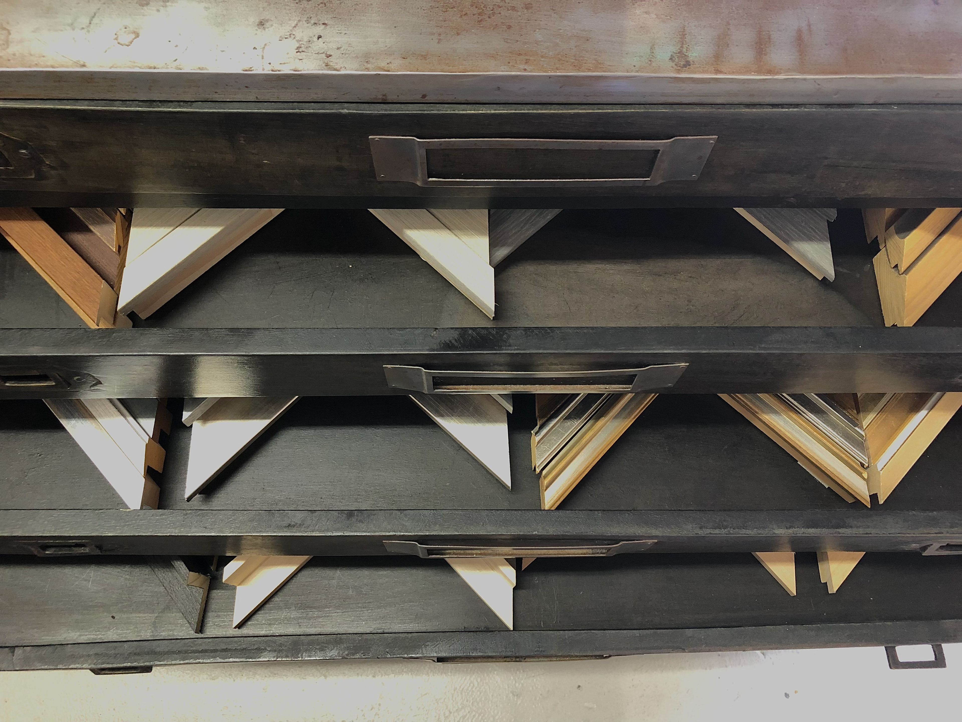 Pull out draw of samples