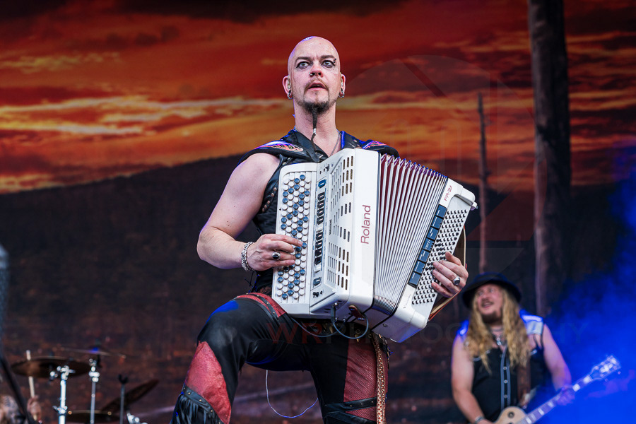 KORPIKLAANI