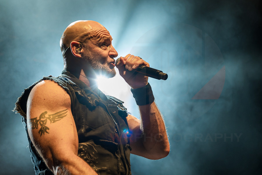 PRIMAL FEAR