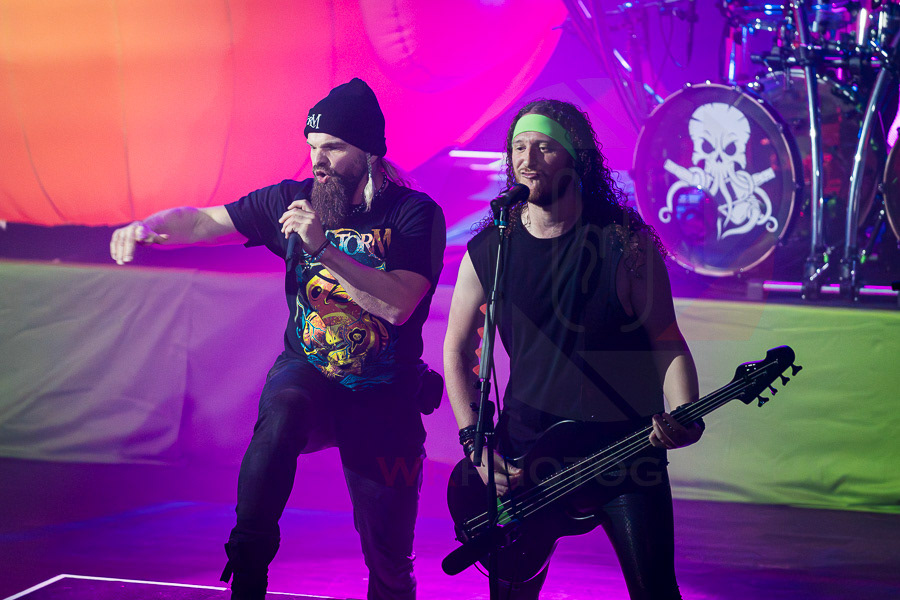 ALESTORM