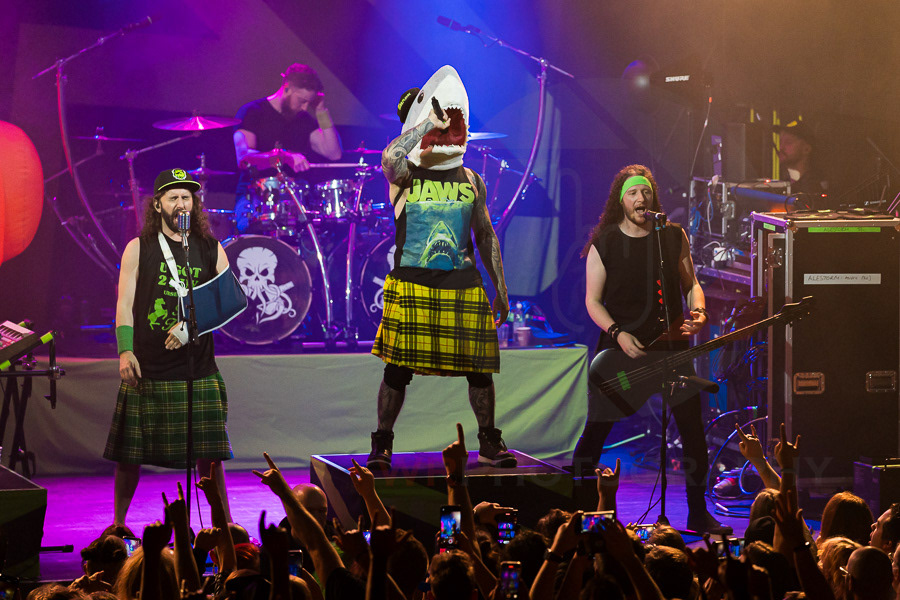 ALESTORM