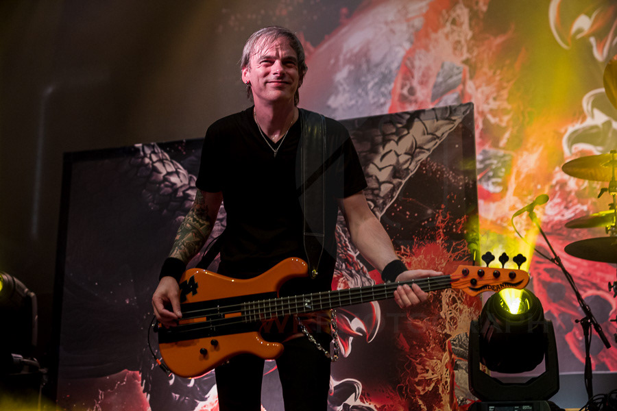 PRIMAL FEAR