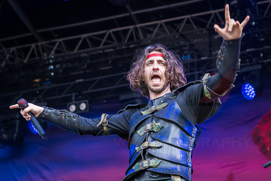 GLORYHAMMER