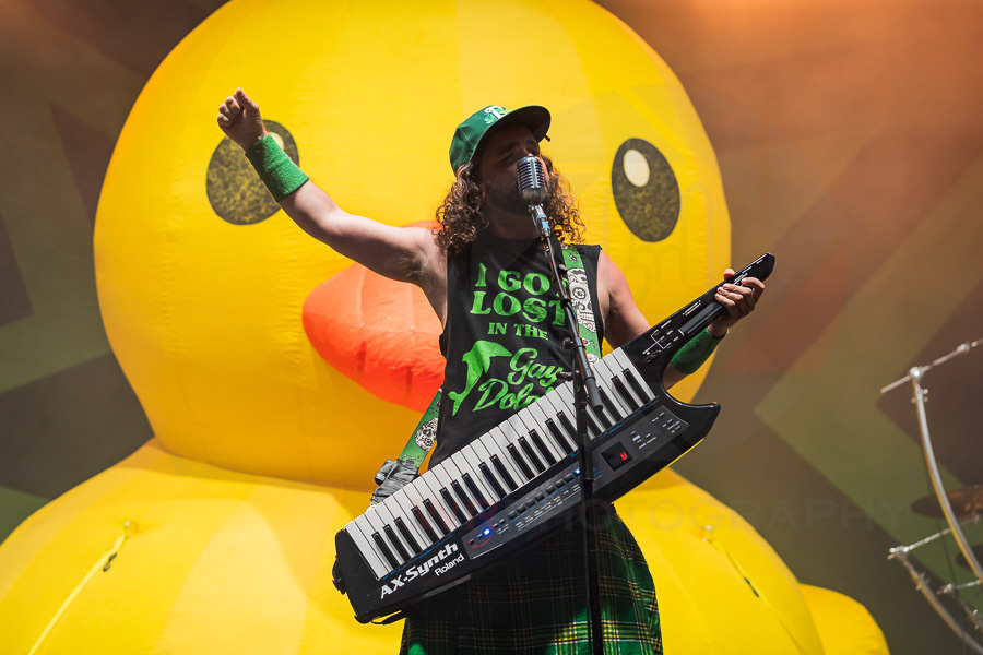 ALESTORM