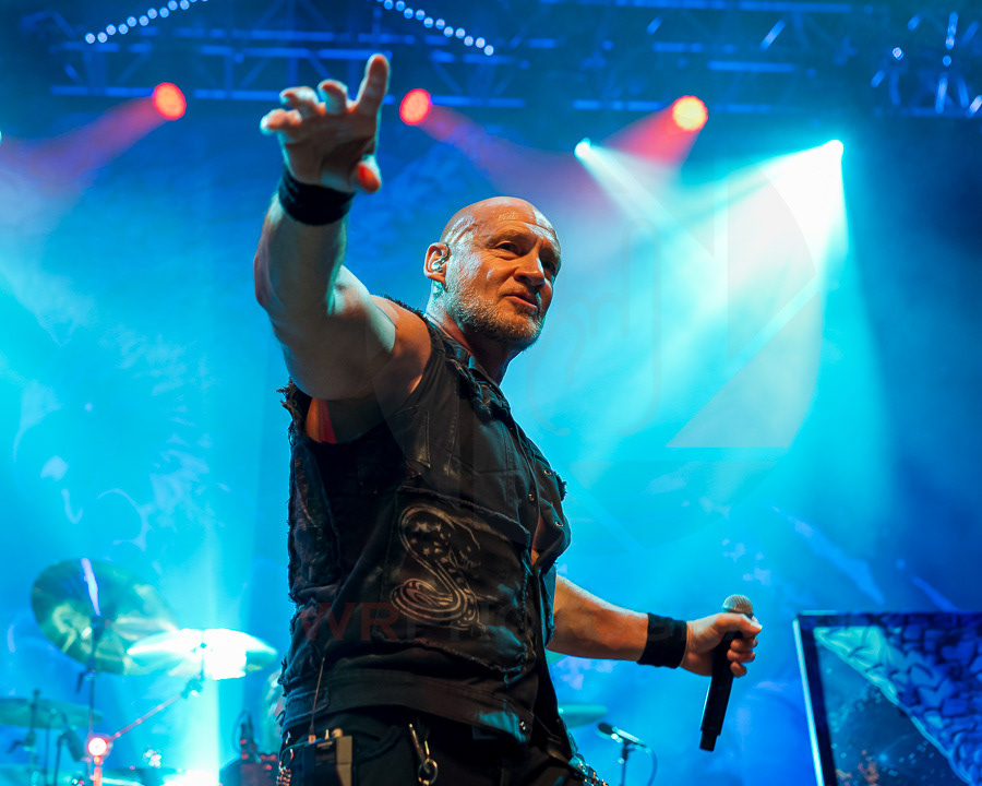 PRIMAL FEAR