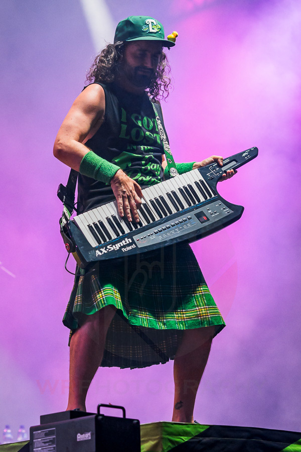 ALESTORM