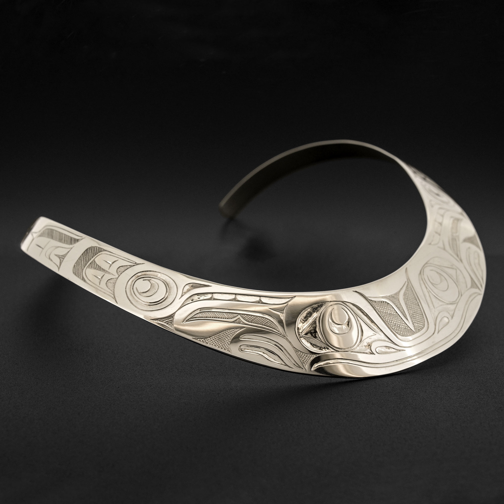 Silver Frog Collar by Kelvin Thompson