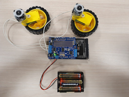 Motor shield circuit (to control motors with precision)