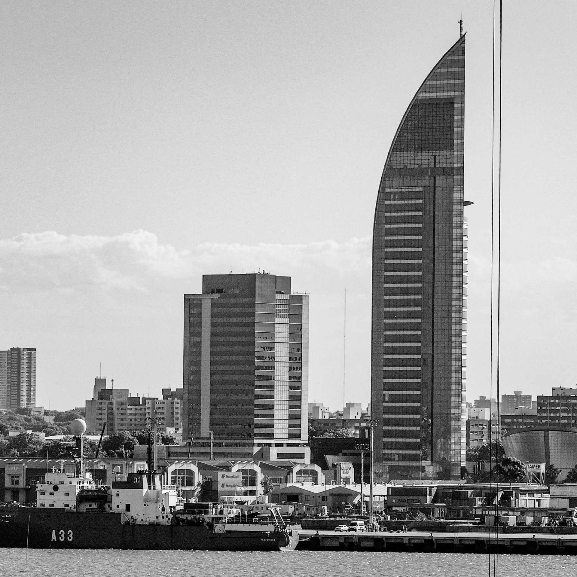 Montevideo, ©2019 Dirk Banda