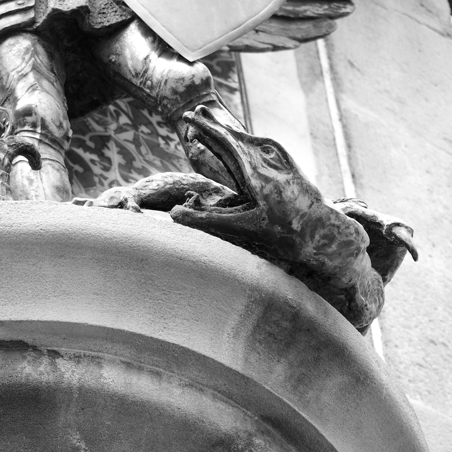 Angel and Lizard (detail), Centre de Cultura Contemporanea, Barcelona, ©2015 Dirk Banda