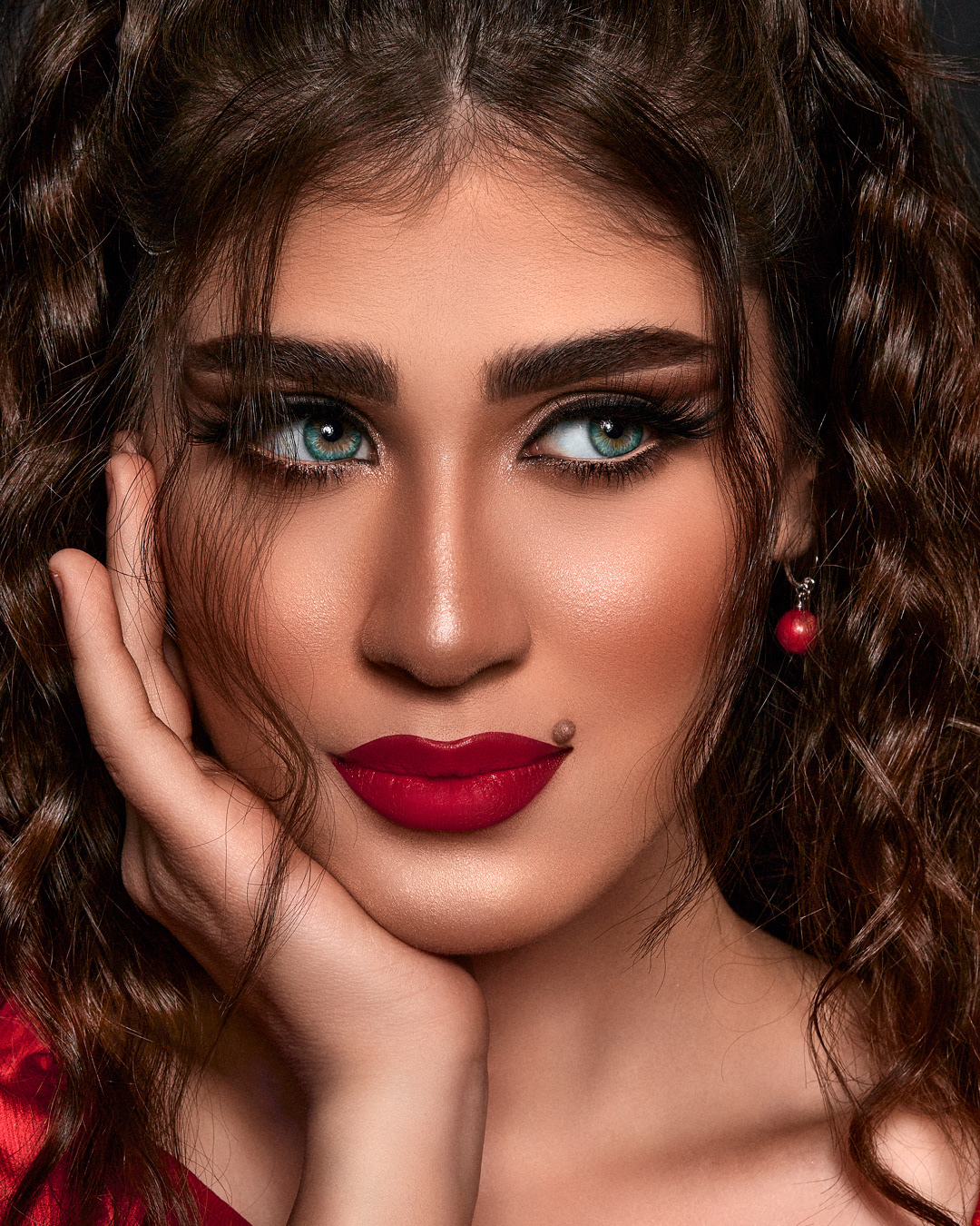 Photo & Retouch: Mahmoud Hamed