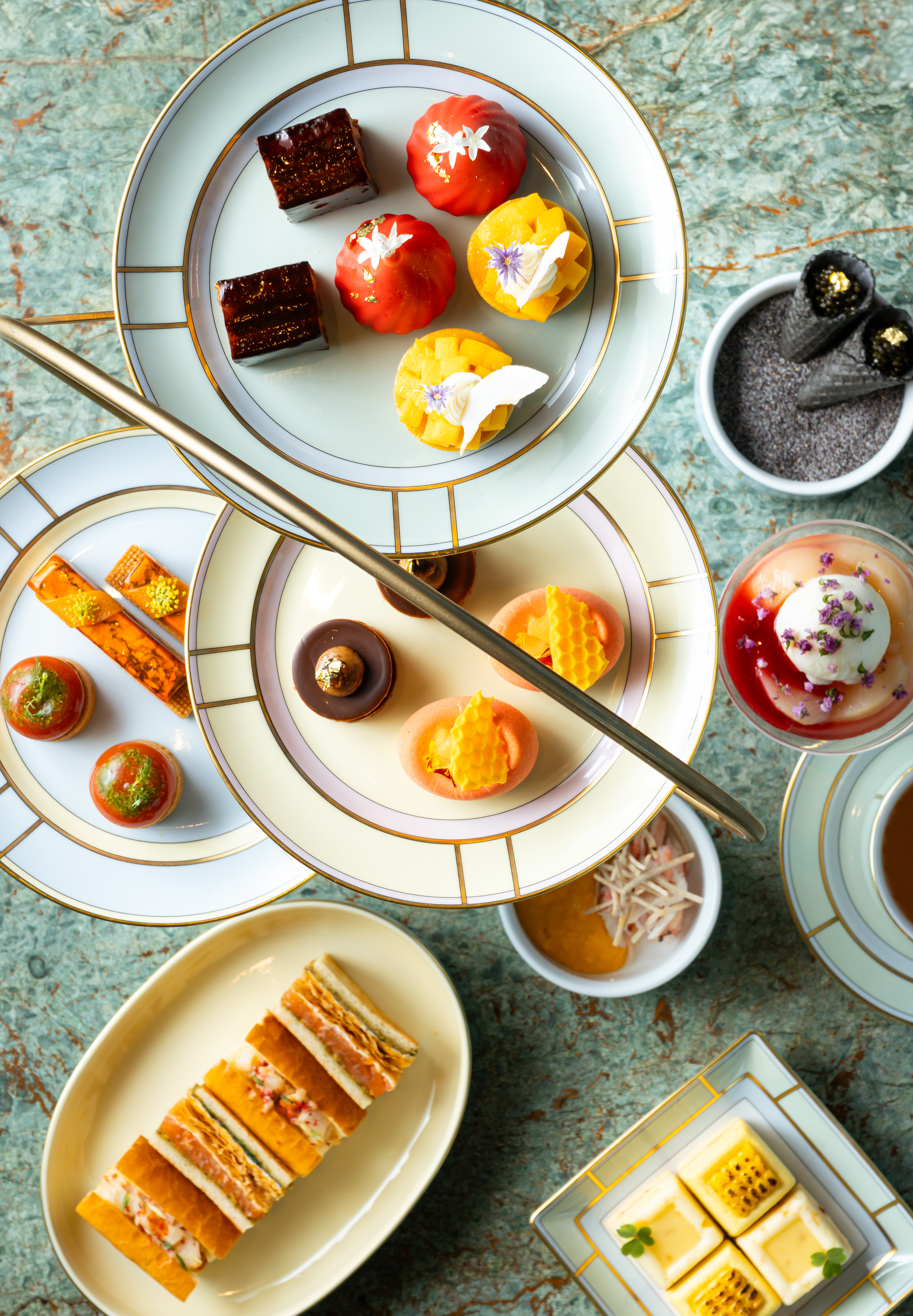 Peacock Alley Waldorf Astoria