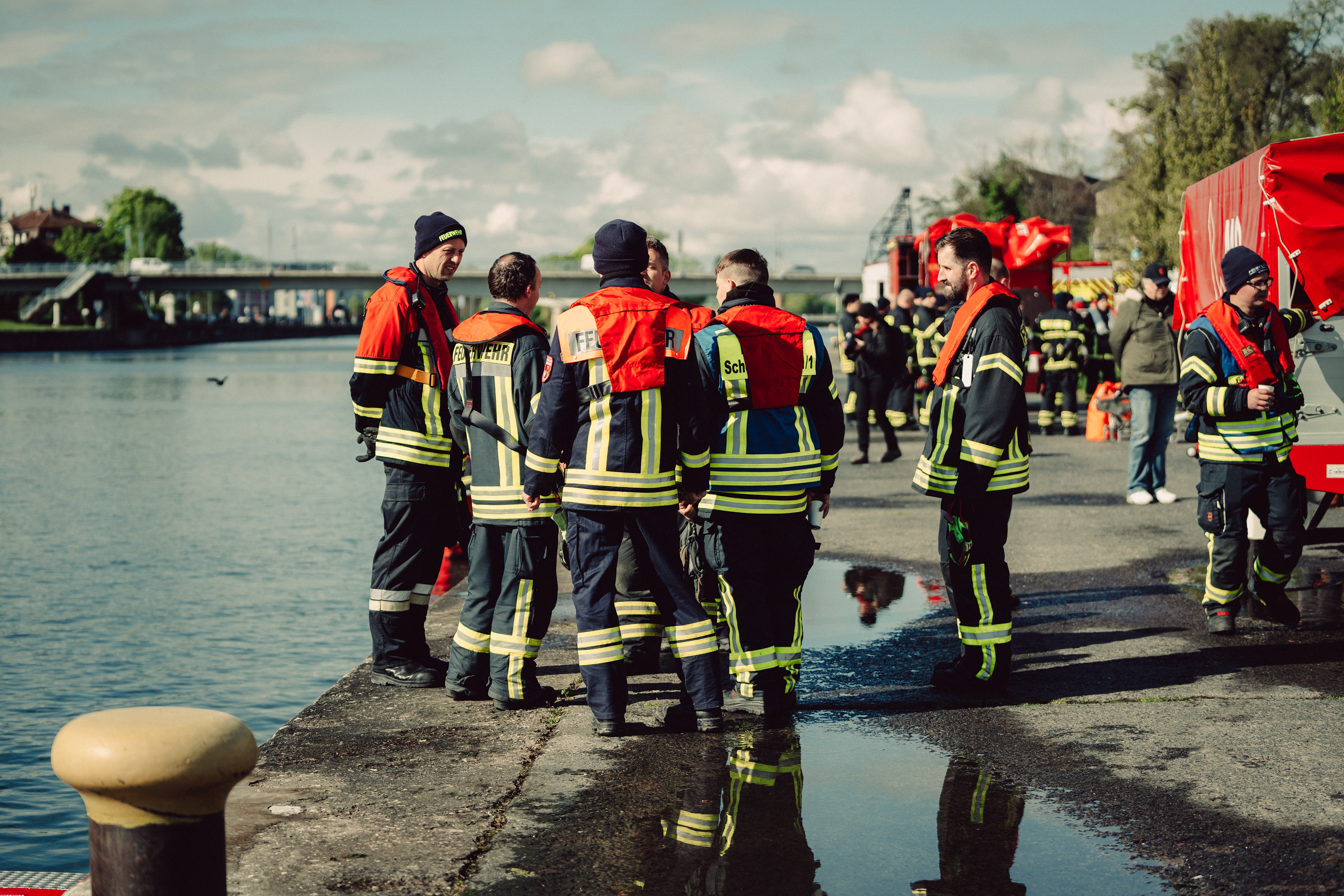 Ölwehr Übung I Feuerwehr Schweinfurt