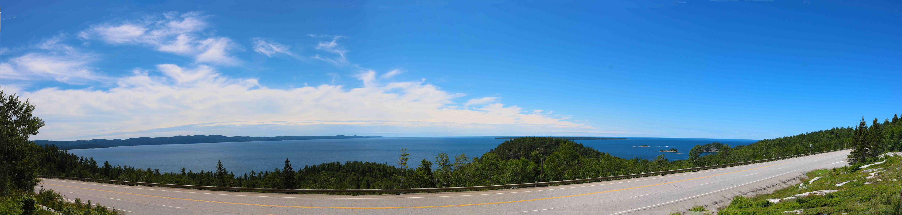Agawa Bay