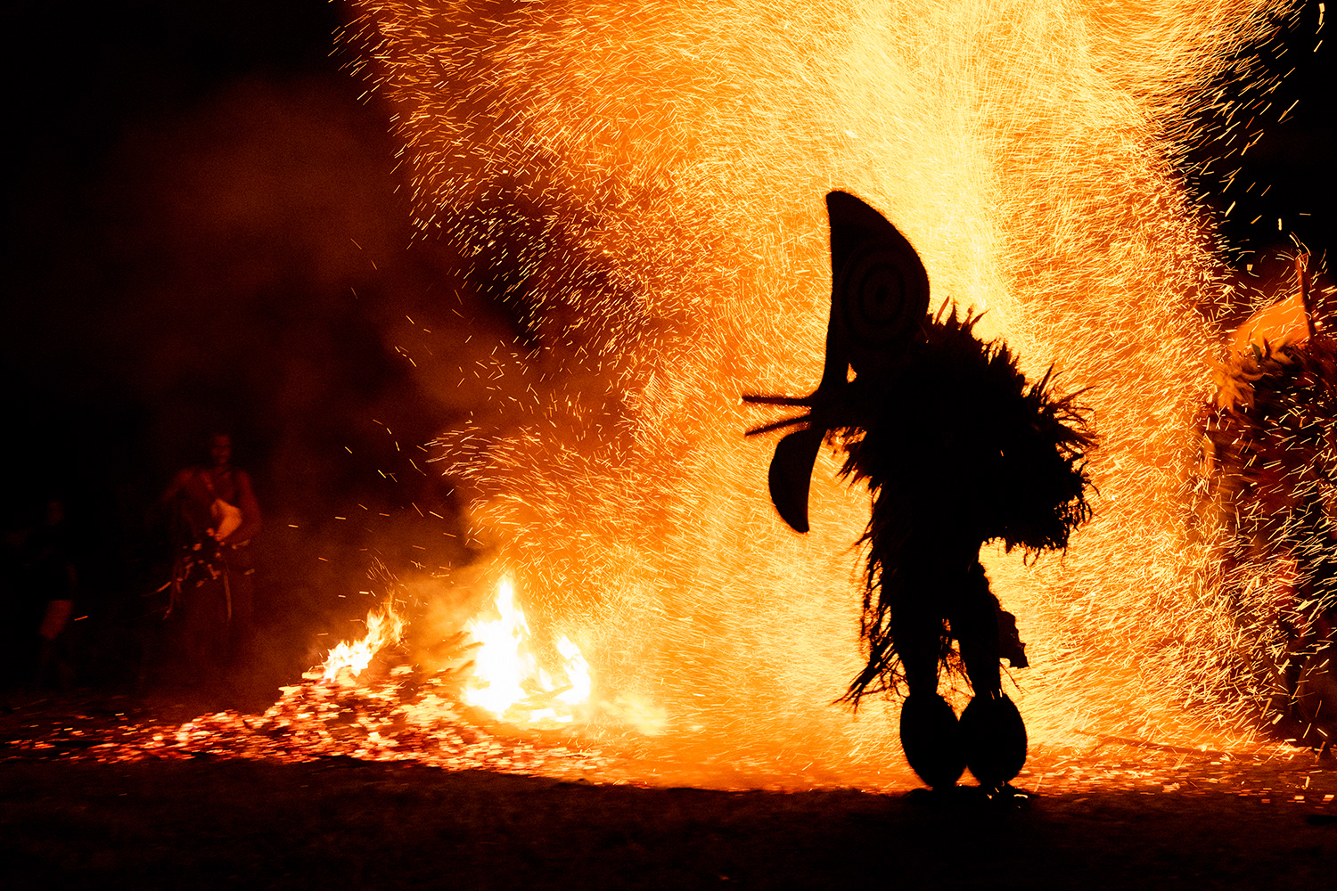 PNG - Baining Fire Dance