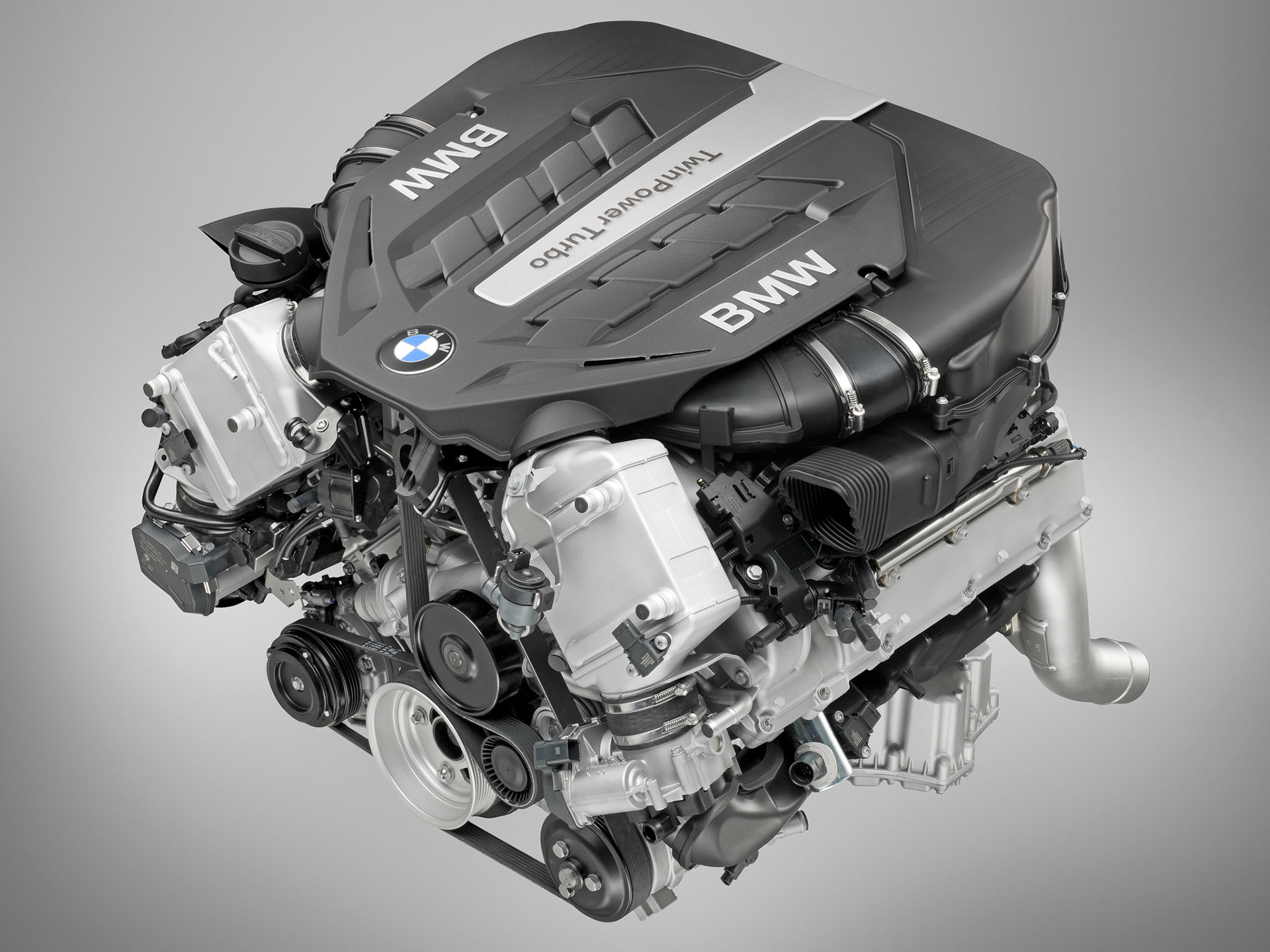 BMW N63 twin-turbocharged petrol V8 engine