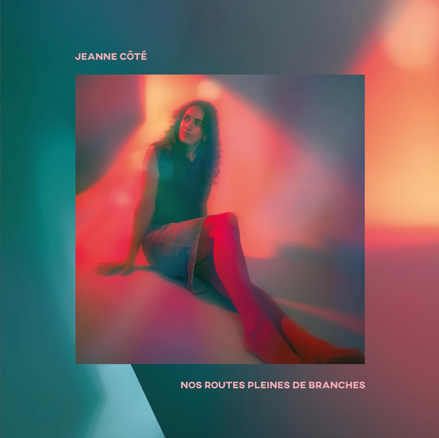 Jeanne Côté - Graphisme: Beatrice Bloomfield - floatingstudio.net
