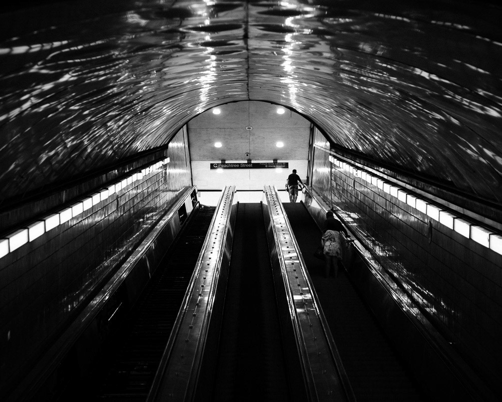 Powerful Composition, Praxis Gallery, Minneapolis, Minnesota, December 2021-Digitally // Favorite Shot Exhibition, Espaço Espelho D'agua, Lisbon, Portugal, Digitally-November 2021 // Digitally appeared in Amateur Photographer Magazine"Street Photography" September 2021