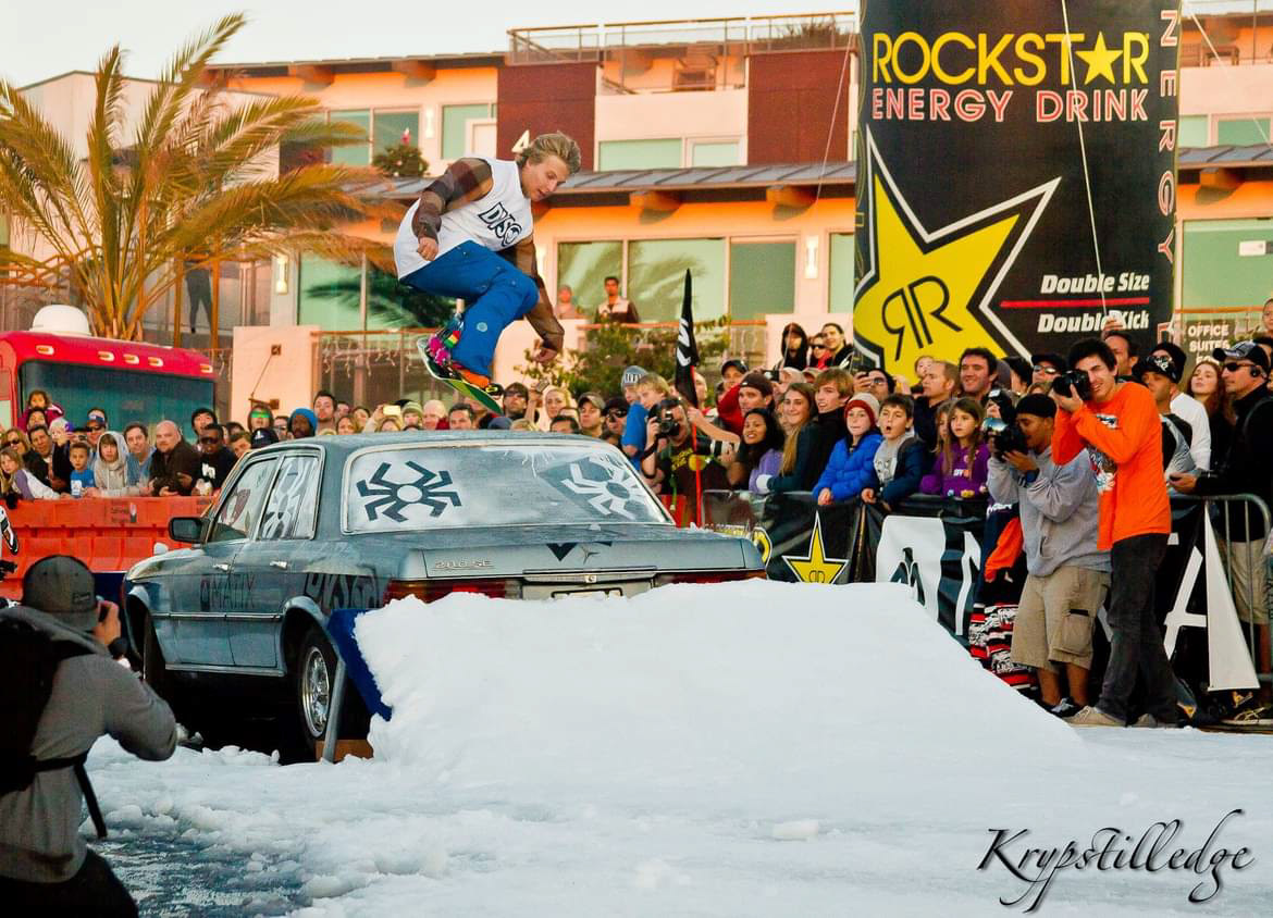Echelon Snow -Evan Heckman- rail jam- LA Coast 2009