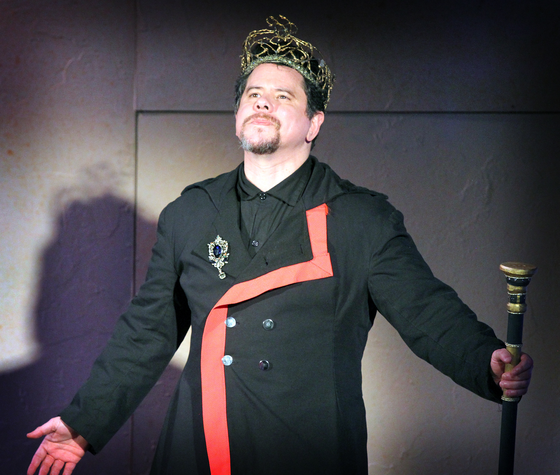 Kreon in Antigonick - Full Circle Theater, 2023