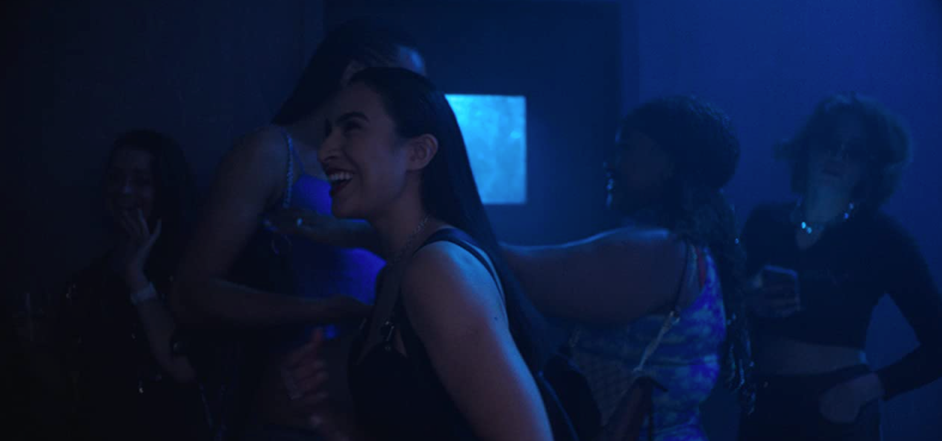 Yasmine Seifi as Tampongirl