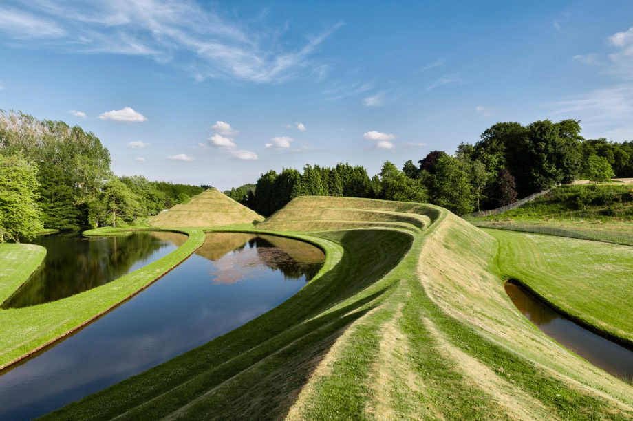 Garden of Cosmic Speculation taken from https://www.countrylife.co.uk/out-and-about/the-garden-of-cosmic-speculation-the-crazy-space-where-lewis-carroll-and-willy-wonka-meet-capability-brown-222849