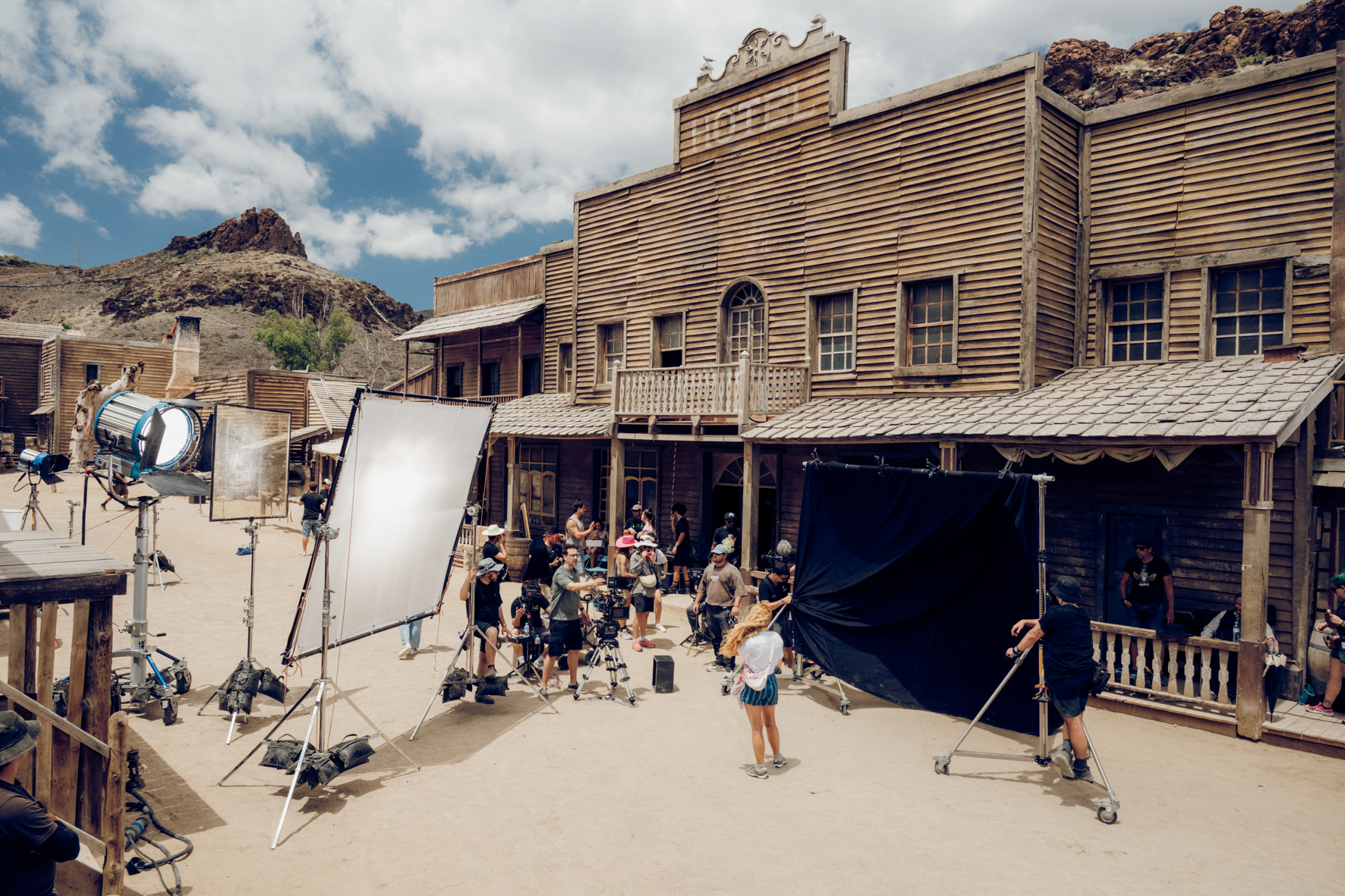 BTS & Still Photo. "Por un puñado de frases"