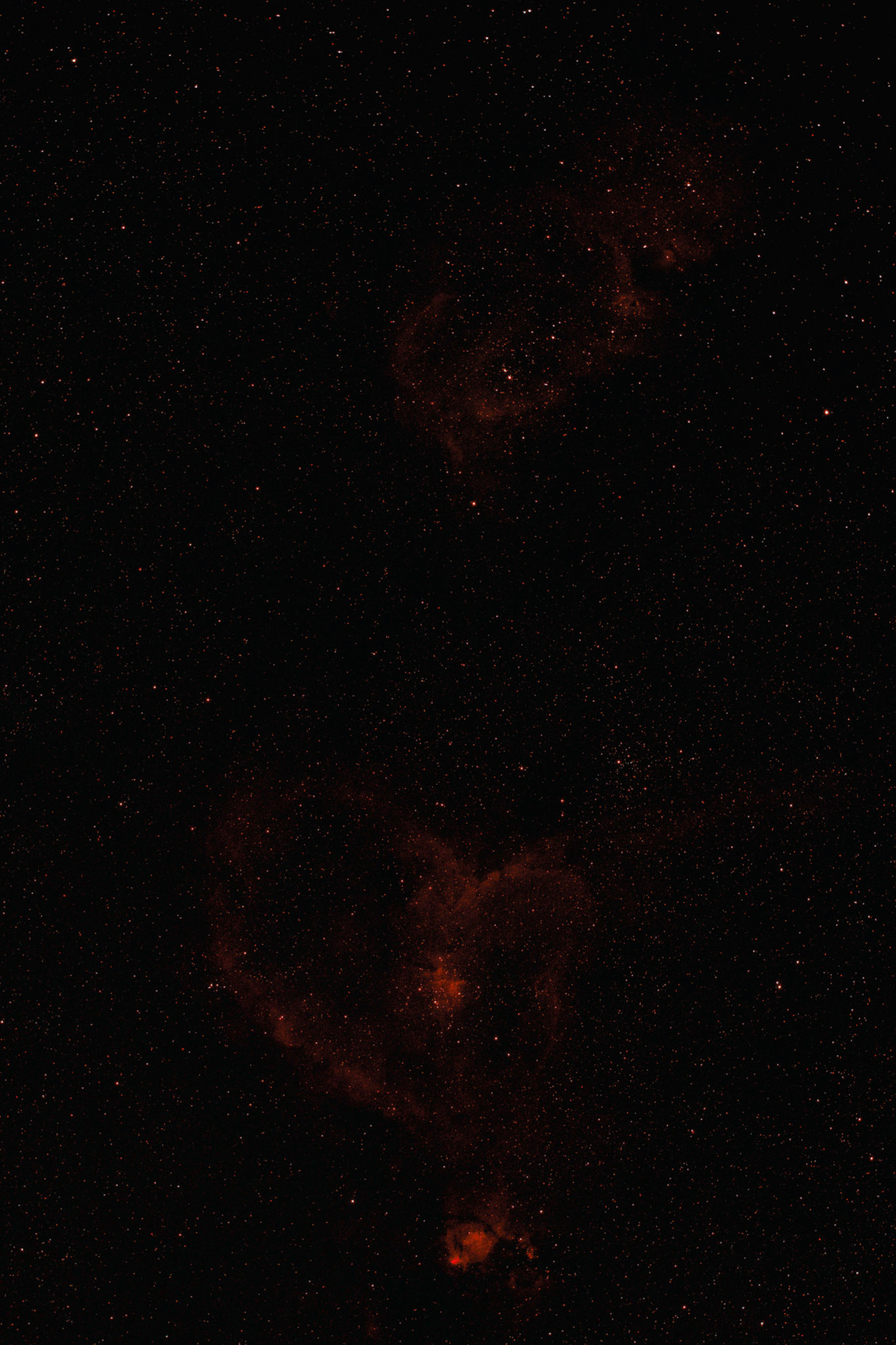Heart and Soul Nebula in Cassiopeia IC1805 and IC1871 6500 ly – dslr