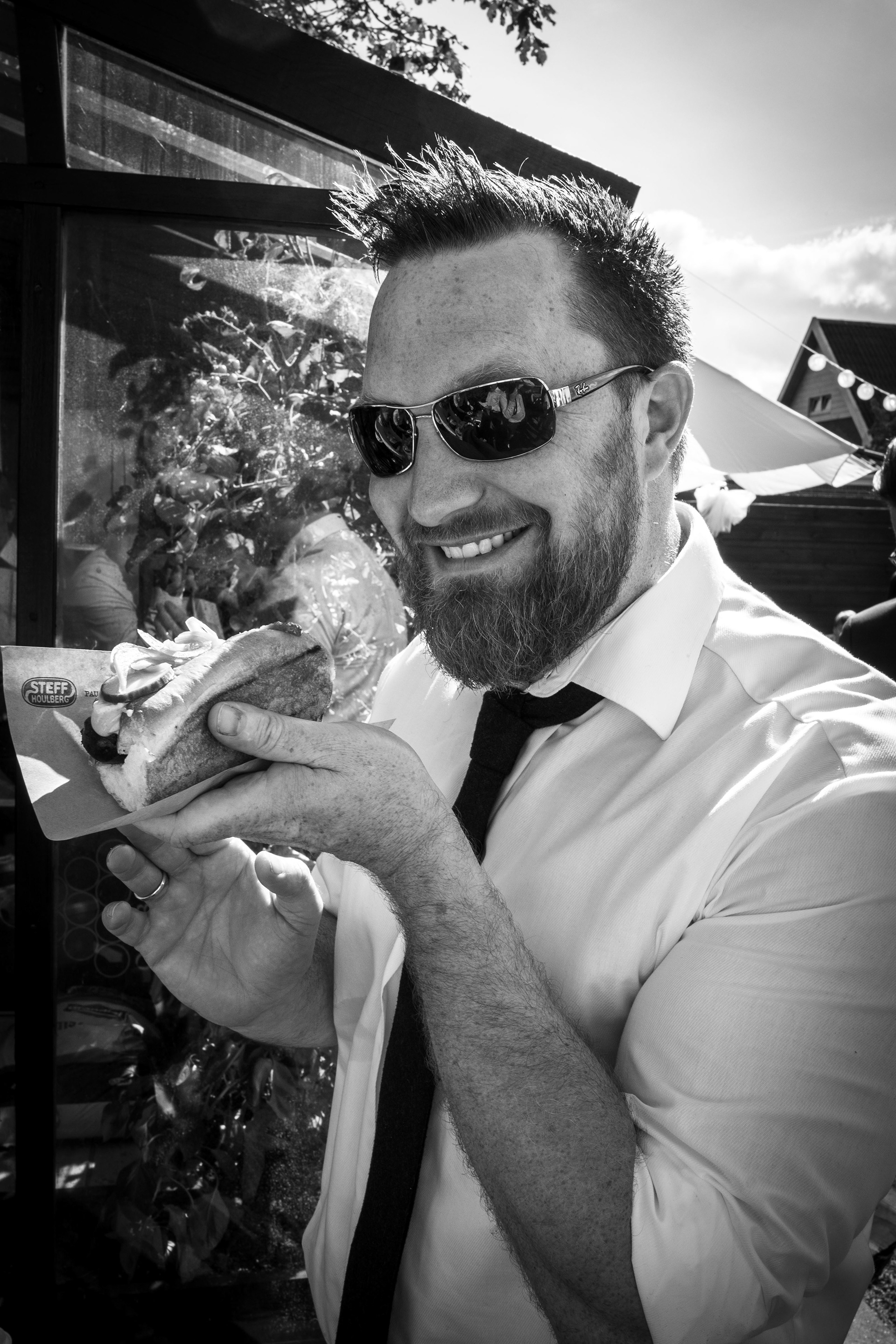 Morten Bo, og en hotdog
