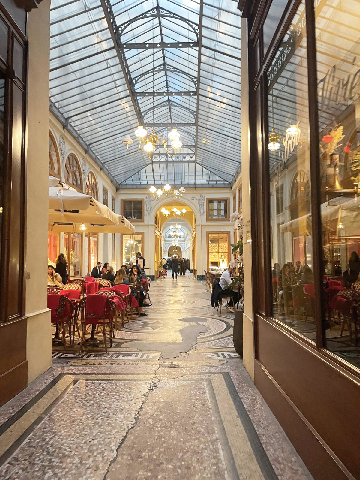 Vivienne Art Galerie