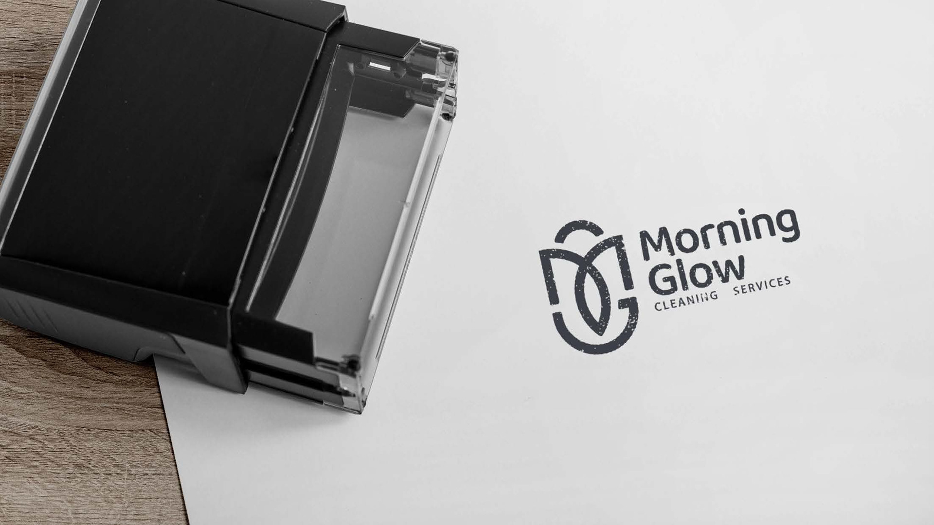 Fresh & Clean: Logo and Visual Identity for Cleaning Brands