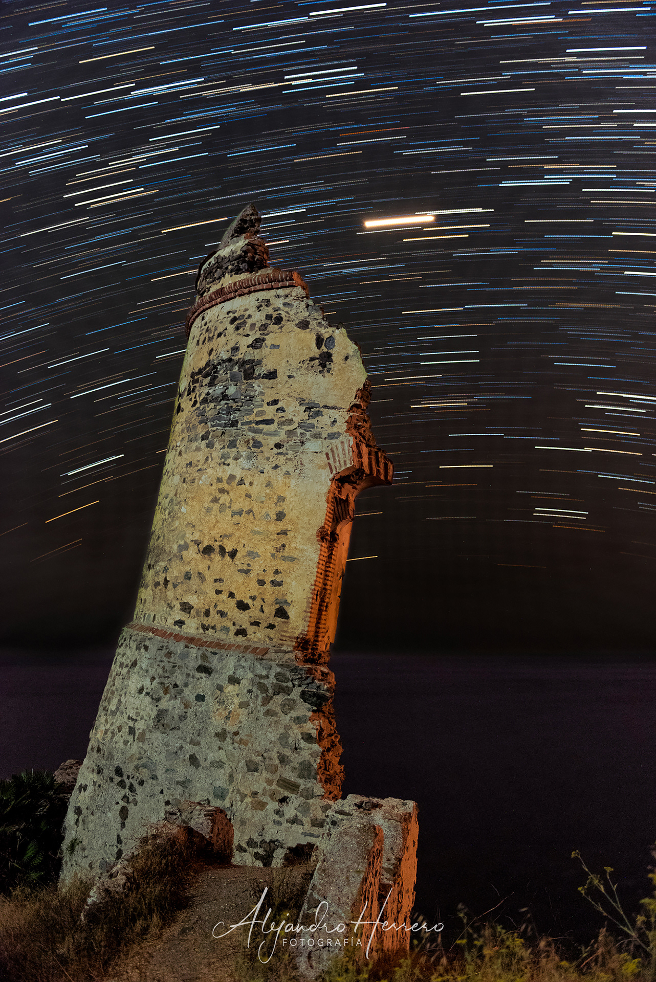 Nerja. Torre del Río de la Miel